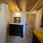 Loft Non Attenant A La Propriete 4 Hotes Sauna Et Jacuzzi En Option بيت للعطل