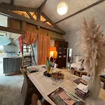 Loft Non Attenant A La Propriete 4 Hotes Sauna Et Jacuzzi En Option *