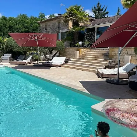 펜션 Loft Non Attenant A La Propriete 4 Hotes Sauna Et Jacuzzi En Option 사흘라 라 카네다