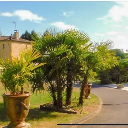 2 A 5 Personnes, Spa, Sauna, Piscine Chauffee, Parking Gratuit * Sarlat-la-Caneda