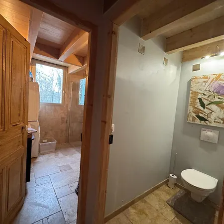 Non Attenant A La Propriete 2 A 5 Personnes, Spa, Sauna, Piscine Chauffee A Partager, Parking Gratuit * Sarlat-la-Canéda