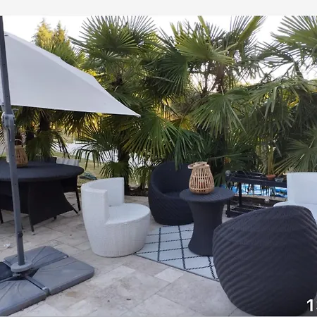 2 A 5 Personnes, Spa, Sauna, Piscine Chauffee, Parking Gratuit *