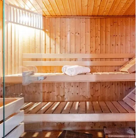 2 A 5 Personnes, Spa, Sauna, Piscine Chauffee, Parking Gratuit *