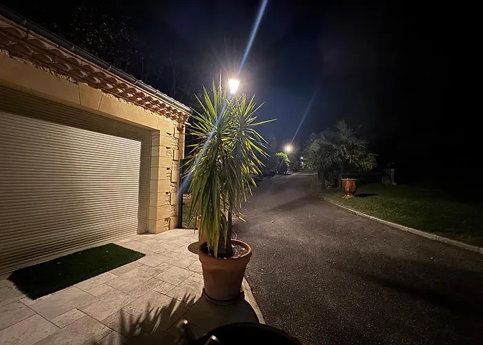 Loft Non Attenant A La Propriete 4 Hotes Sauna Et Jacuzzi En Option * 萨尔拉拉卡内达