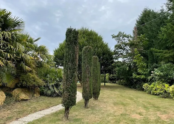 Loft Non Attenant A La Propriete 4 Hotes Sauna Et Jacuzzi En Option 度假居 *