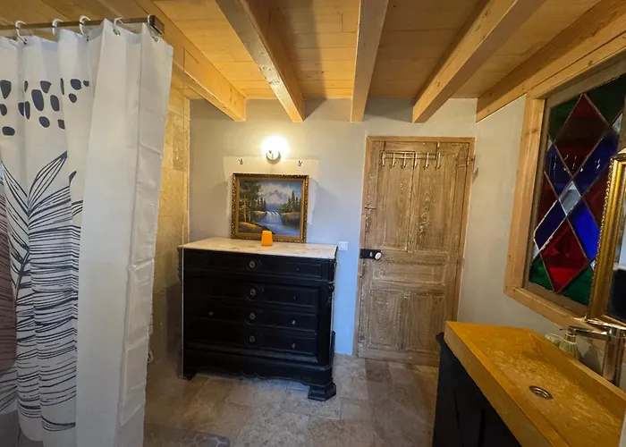 Loft Non Attenant A La Propriete 4 Hotes Sauna Et Jacuzzi En Option 度假居