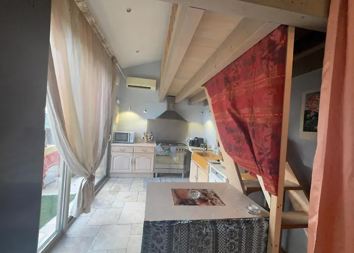 Loft Non Attenant A La Propriete 4 Hotes Sauna Et Jacuzzi En Option 萨尔拉拉卡内达