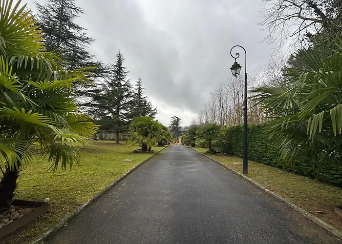 Loft Non Attenant A La Propriete 4 Hotes Sauna Et Jacuzzi En Option