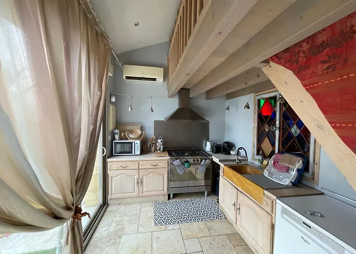 Loft Non Attenant A La Propriete 4 Hotes Sauna Et Jacuzzi En Option 度假居