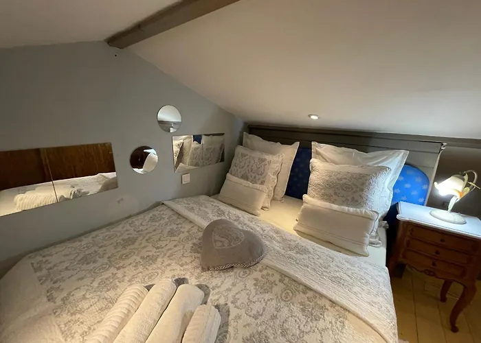 度假居 Loft Non Attenant A La Propriete 4 Hotes Sauna Et Jacuzzi En Option 萨尔拉拉卡内达