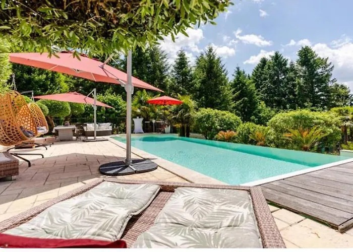 Loft Non Attenant A La Propriete 4 Hotes Sauna Et Jacuzzi En Option 萨尔拉拉卡内达